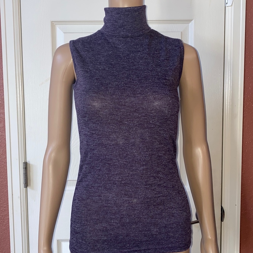 ❤️Cute Sleeveless Turtle Neck Top